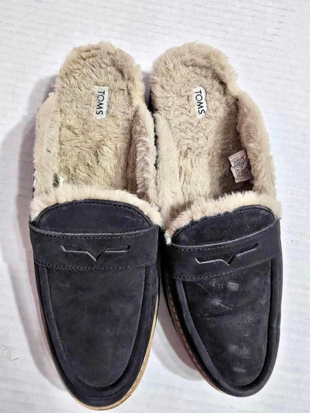 TOMS Cara Black Suede Leather Faux Fur Lined Mules Loafers US 9